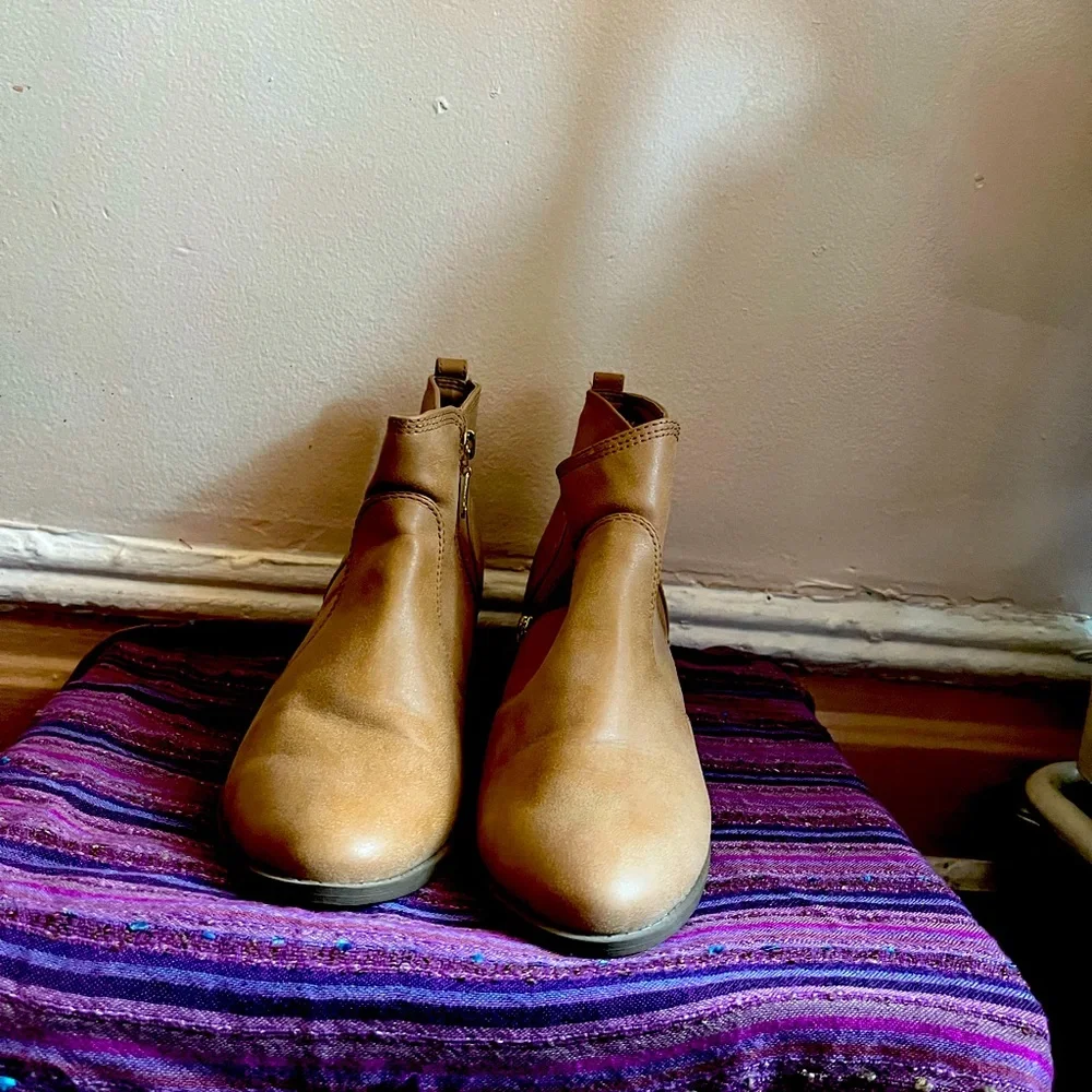 Mini heel boot - Picture 3 of 3